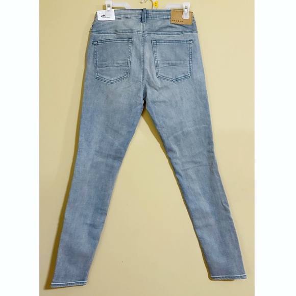Pacsun NWT Stacked Skinny Jeans in Antique Light Wash Size 29 x 30 - Picture 6 of 13